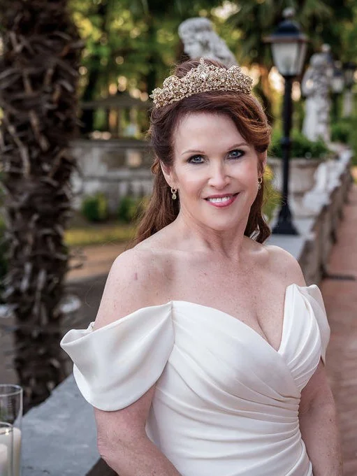 Portrait of a bride with a bouquet