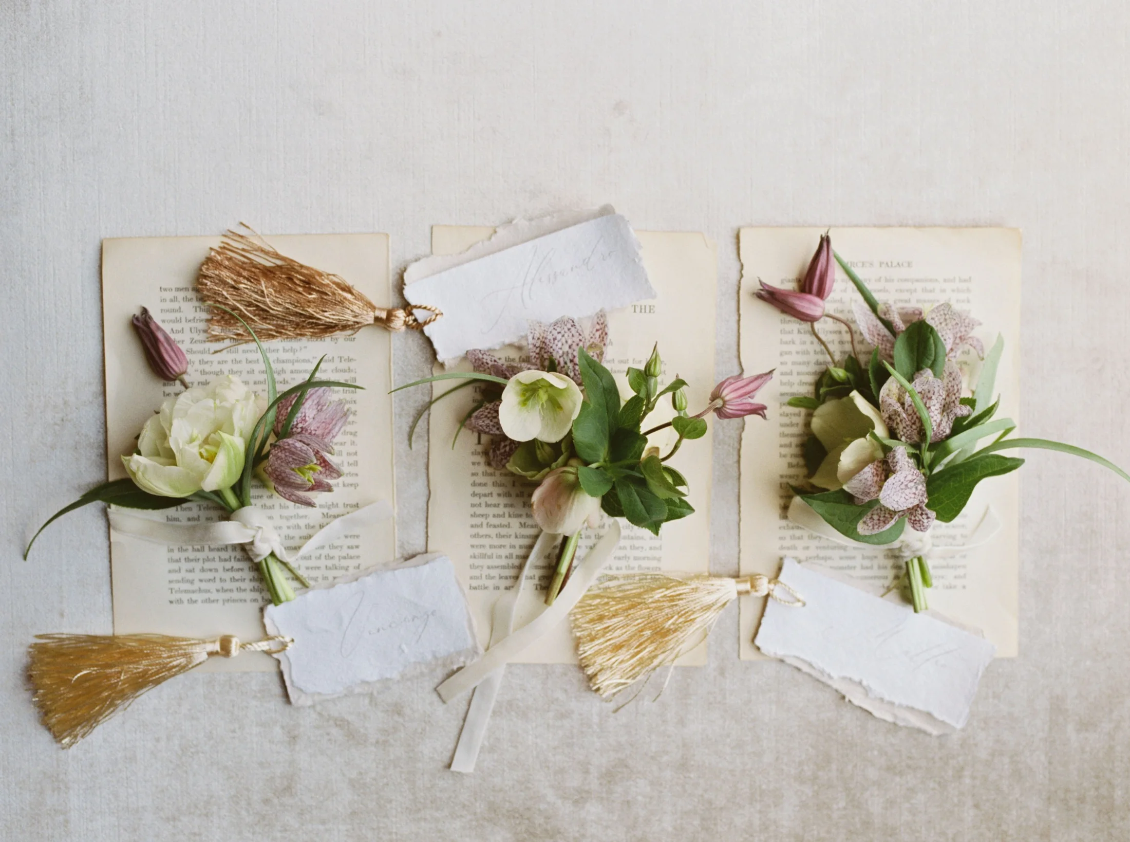 Wedding stationery with delicate flowers
